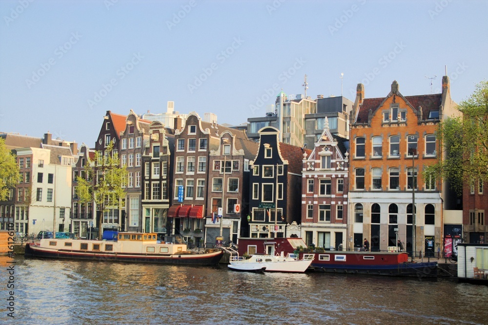 authentic amsterdam houses