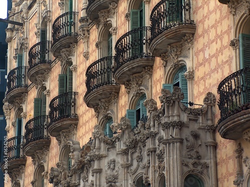 Photography jugendstilfassade in barcelona