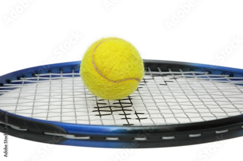 tennis racket and ball isolated on white © Elnur