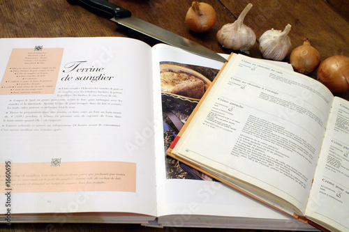 livre de recettes de cuisine photo