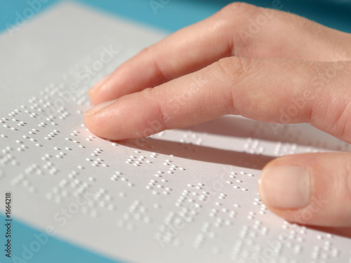 braille reading photo