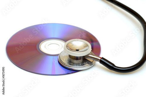 checkinh the dvd/cd content