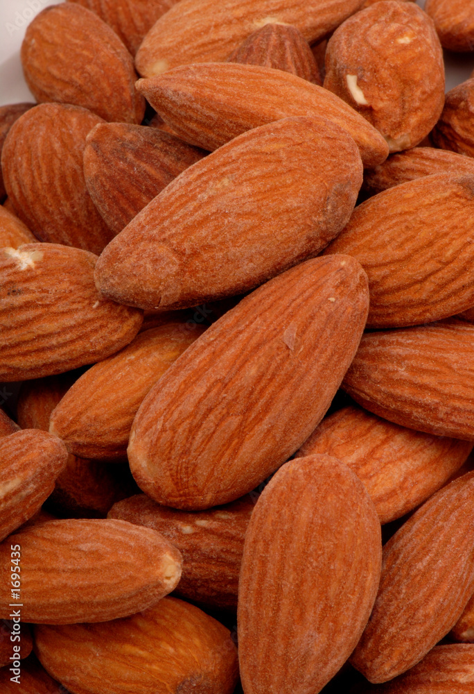 almonds 1 almonds 1