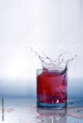 juice splashing