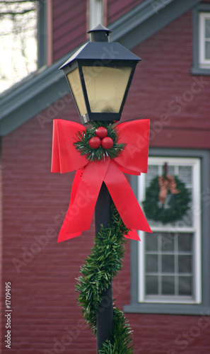 christmas lamp post