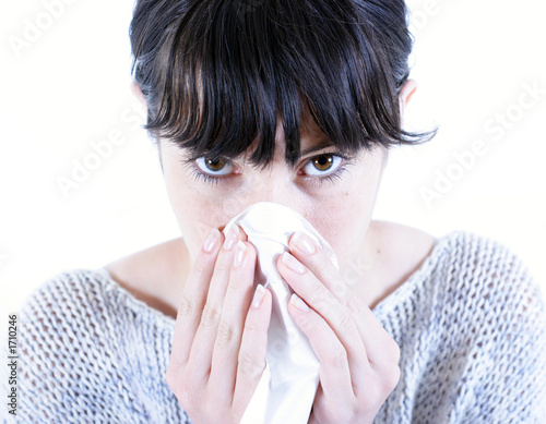 sneeze