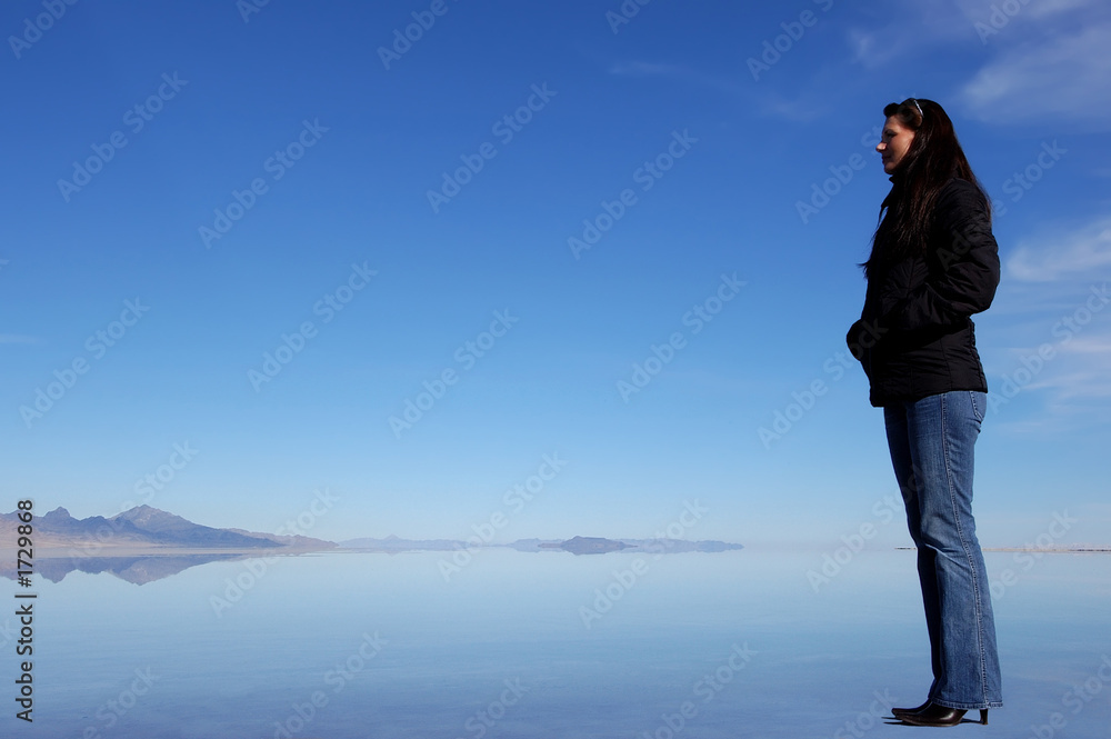 Naklejka premium woman on the water