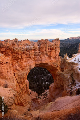 natural bridge bryce canyon