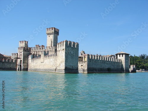 rocca scaligera, sirmione, lago di garda