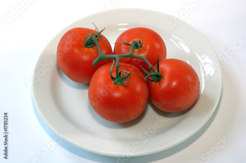 tomatoes © Stepan Jezek