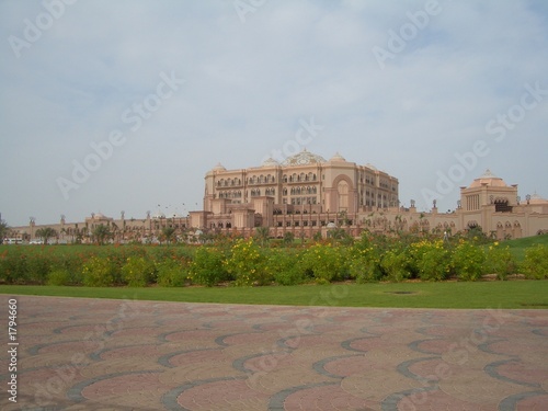 emirates palace, abu dhabi
