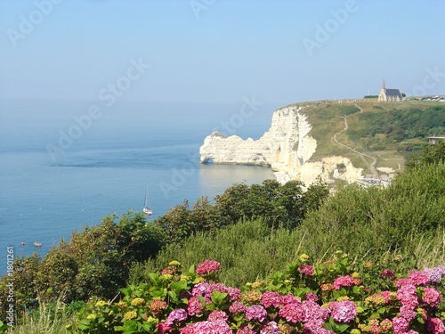 chapelle sur la falaise photo