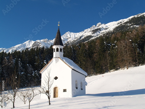 kirche im schnee