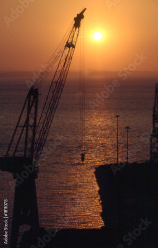 Fotografia tramonto sul porto di ancona