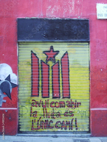 catalan independence graffiti in red doorway photo