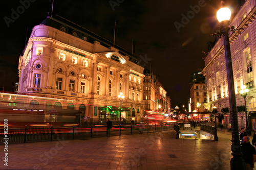 picadilly circus фототапет