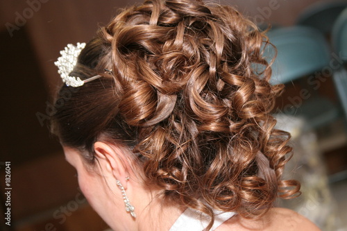beautiful bride hair up do brown curls with tiara