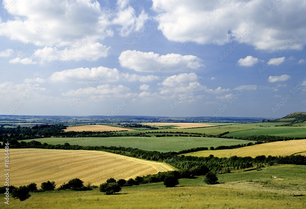 rolling english countryside the chilterns buckingh