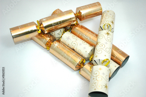 five christmas crackers