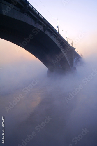 Slika na platnu bridge in the fog