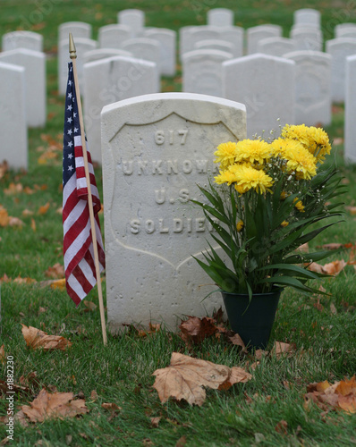 unknown u.s. soldier