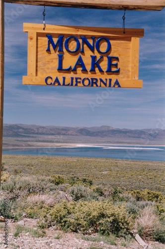 mono lake photo