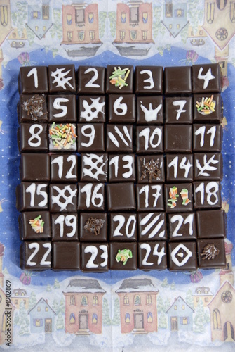 adventskalender dominosteine