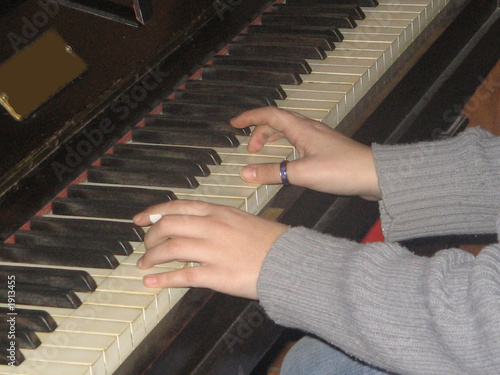 Wallpaper Mural pianiste Torontodigital.ca