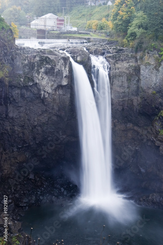 snoqualmie falls