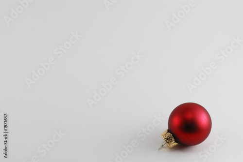 red chistmas ornament