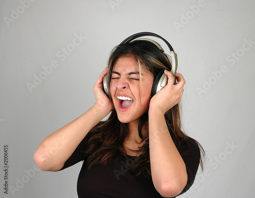 фотографія girl and music