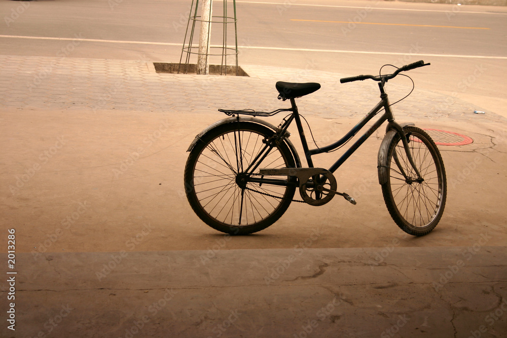 Fototapeta premium biking in bejing