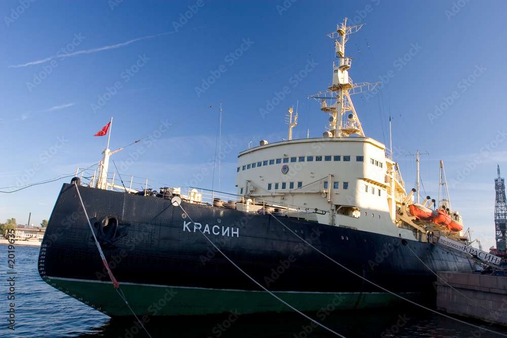 Naklejka premium krasin icebreaker