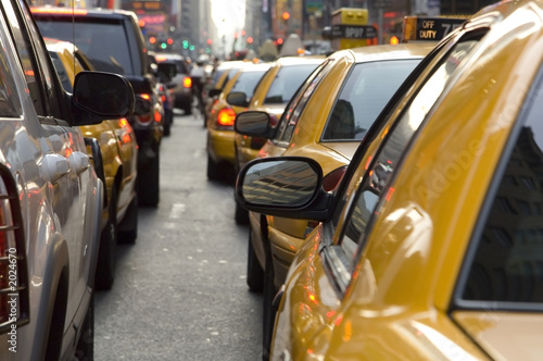 Fotografie, Tablou taxi cabs in traffic