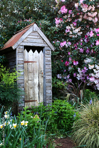 garden outhouse
