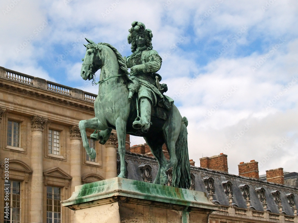 statue of louis xiv, king of france