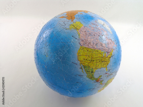globe map puzzle - north america 2