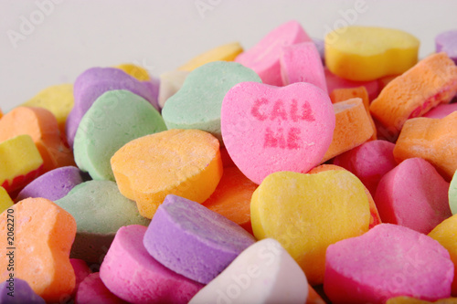 Fotografía conversation heart call me