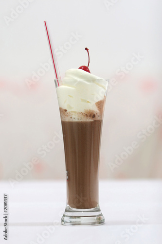 mocha flavored hot chocolate drink