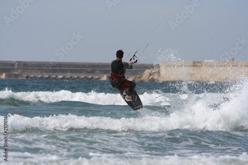 kitesurfer jumping © Fernando Soares