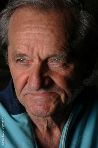 blue-eyed old man