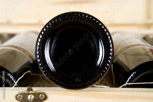 Fotografi bottom of wine