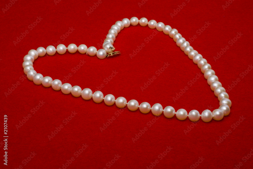 pearl necklace1