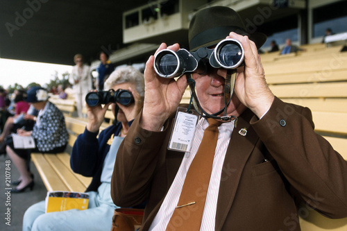 binoculars at racing