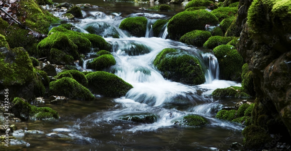 Obraz premium small waterfall