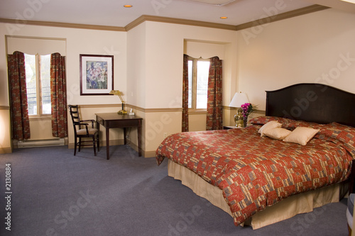 gueatroom 10