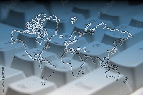 carte du monde sur un fond de clavier numérique