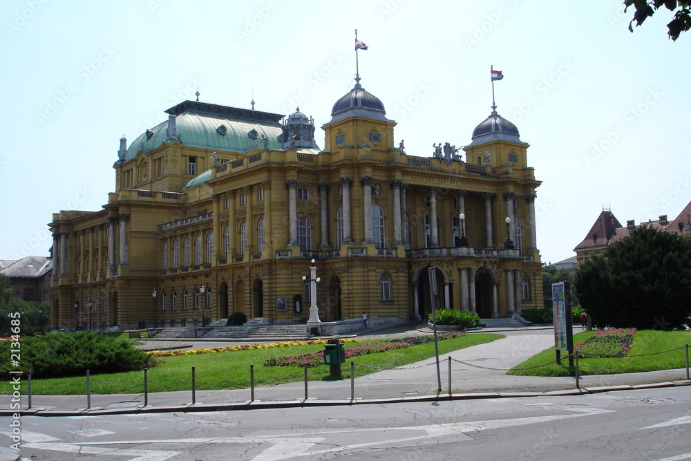 Fototapeta premium le théâtre national de zagreb