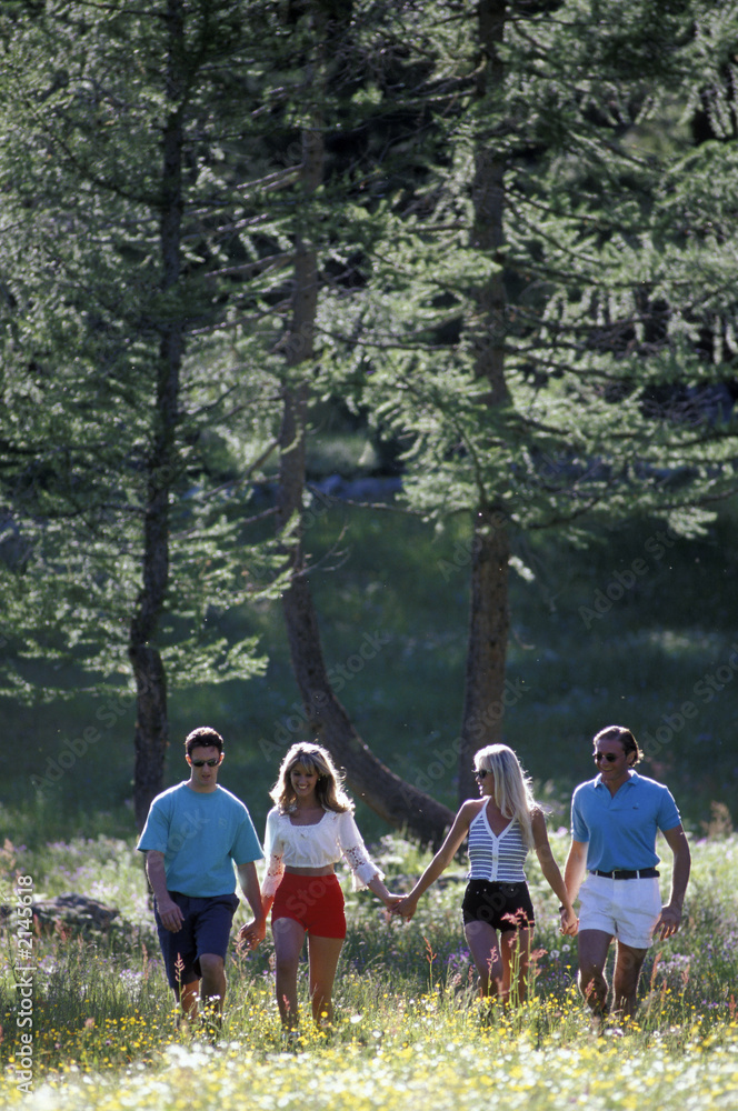 Obraz premium coppie in montagna