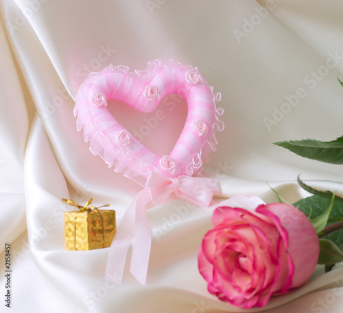 pink heart and rose